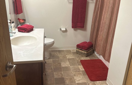 Nassau Bay Apartment | Charming 2-bedroom apartment with AC, full fitness room in Houston
