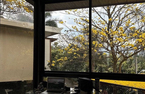 Mercedes Apartment | Charming 2-bedroom apartment in wonderful Atenas with AC, WiFi
