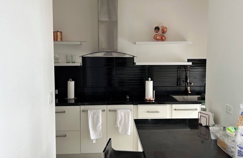 Obarrio Apartment | Charming 2-bedroom apartment in marvelous Panamá with AC, WiFi