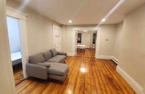 Charlestown Apartment | Charming 2-bedroom apartment with AC, in Historic Bunker Hill area of Boston.