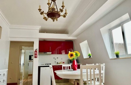 Mouraria Apartment | Charming 2 Bedroom Apartment in City Centre Lisboa