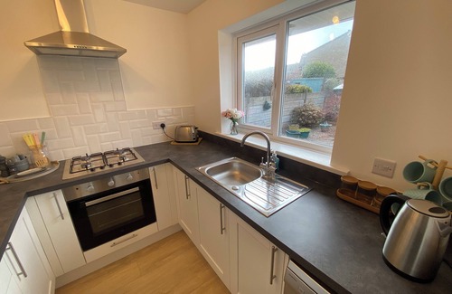 Southport House | Charming 2-bedroom bungalow in beautiful Southport with WiFi