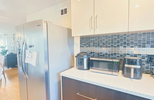 Fullerton House | Charming 2-bedroom bungalow in fabulous Fullerton