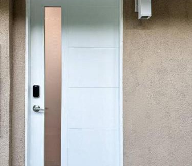 Beverly Hills House | Charming 2-Bedroom Cottage -CAL