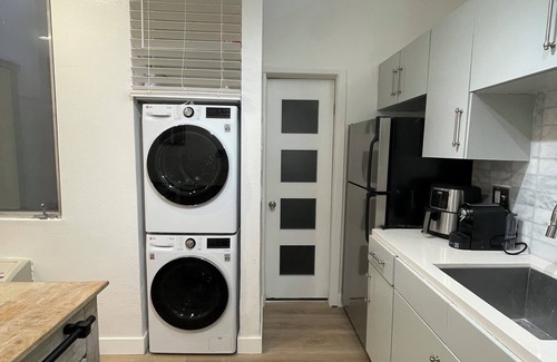Little Italy Condo | Charming 2-bedroom condo in the heart of Little Italy