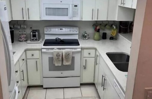 Bokeelia Condo | Charming 2-bedroom condo with AC, WiFi in serene Bokeelia FL.With boat slip