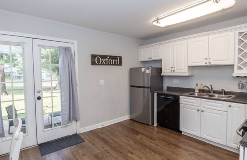 Oxford Condo | Charming 2-bedroom condo in lovely Oxford