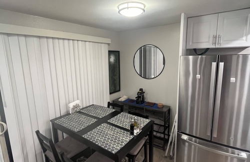 Tukwila Condo | Charming 2-bedroom condo near SeaTac airport