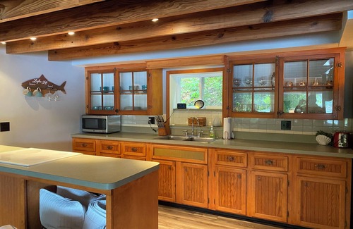 Cohocton Cottage | Charming 2-bedroom cottage on Loon Lake.