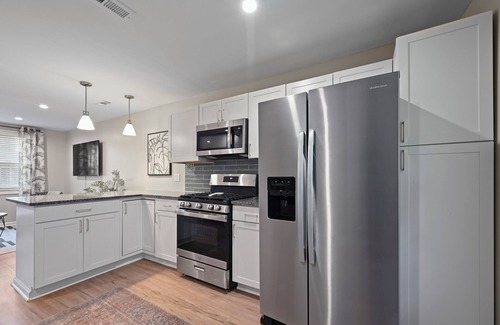 West Ashley House | Charming 2-bedroom house in fabulous Charleston