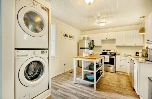 Georgetown House | Charming 2-bedroom house in delightful Georgetown with AC, WiFi