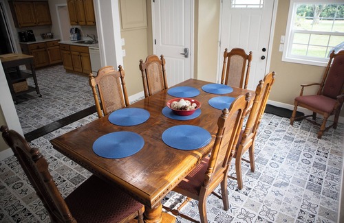 Tonganoxie House | Charming 2-bedroom home in Tonganoxie, Kansas