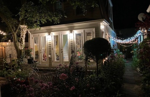 Highlands House | Charming 2-bedroom house in quaint Highlands with AC, WiFi