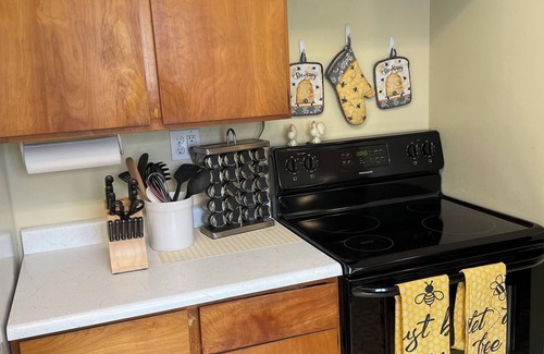 Marylhurst House | Charming 2-bedroom house in beautiful West Linn