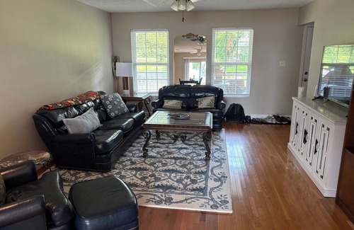 Dale House | Charming 2-bedroom house in enjoyable Beaufort on the water.