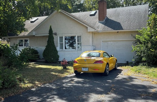 Galloway House | Charming 2-bedroom house with AC, fitness room in gorgeous Galloway