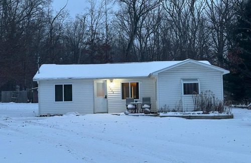 Harrison House | Charming 2-bedroom house with full amenities