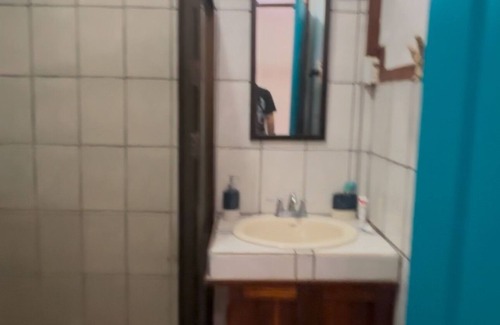 Limon House | Charming 2-bedroom house with WiFi, AC in beautiful Cahuita