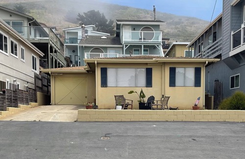 Cayucos House | Charming 2-bedroom house in lovely Cayucos with ocean views