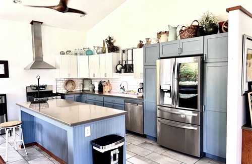 Keaau House | Charming 2-bedroom house in peaceful Keaau with WiFi, AC