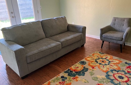 Oxford House | Charming 2-bedroom house with AC in Oxford