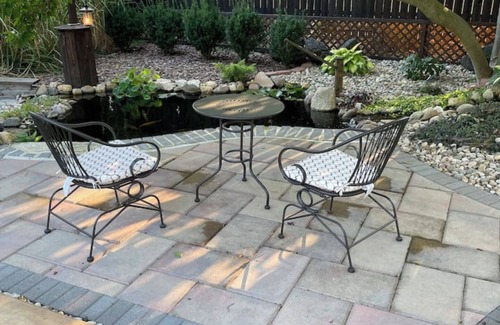 Urbana House | Charming 2-bedroom house in welcoming Urbana with AC, WiFi