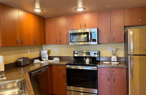 Enterprise Resort | Charming 2-bedroom resort adjacent to South Point Casino. NFR guests welcome!