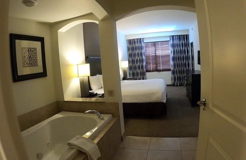 Enterprise Resort | Charming 2-bedroom resort adjacent to South Point Casino. NFR guests welcome!