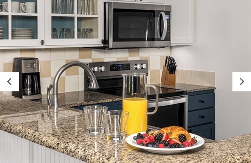 Florida Central Atlantic Coast Resort | Charming 2-bedroom resort w/fitness room, in Hilton Head at Marriott Surfwatch