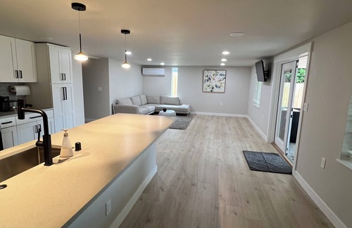 Des Moines House | Charming 2-bedroom studio in Des Moines