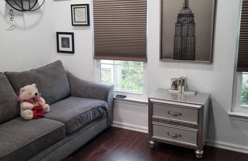 Sterling House | Charming 2-bedroom townhome in welcoming Sterling with AC, WiFi.