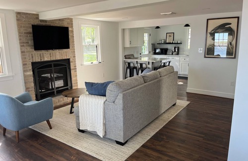 Charlestown Cottage | Charming 2-bedroom cottage at Murphy's Beach in lovely Charlestown Maryland