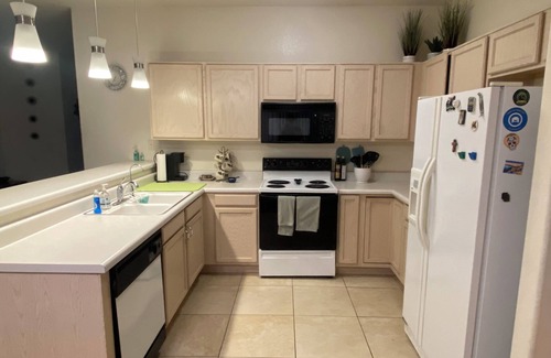 Las Campanas House | Charming 2-bedroom townhome in Green Valley w/WiFi, Grill, Patio, Near trails