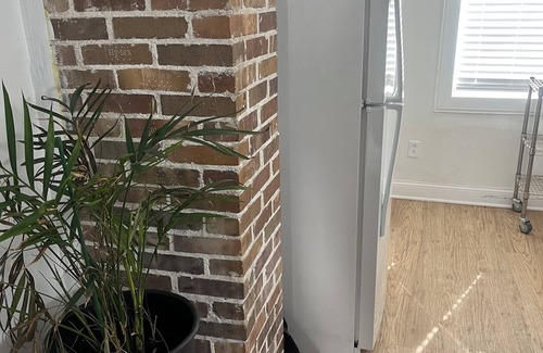 Near Eastside House | Charming 2-bedroom house with WiFi, AC in awesome Indianapolis