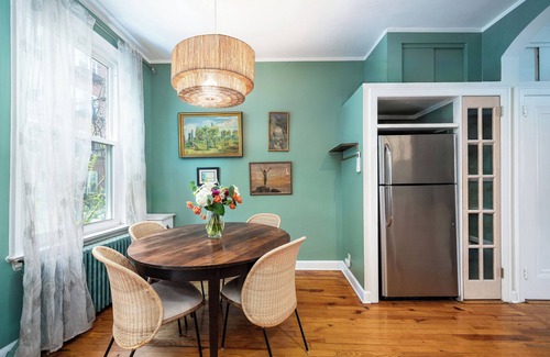 West Side Apartment | Charming 2-bedroom apartment with Outdoor Space, WiFi, AC in vibrant Jersey City