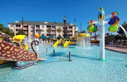 Myrtle Beach Villa | Charming 2-bedroom villa with Full kitchen. Sleeps 6 to 8. Wifi and amenities.