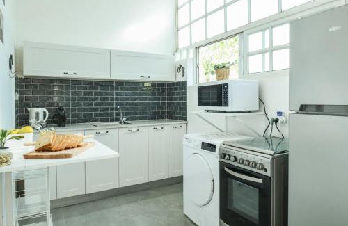 Haifa Apartment | Charming 2 BR in the Heart of Haifa by Sea N Rent