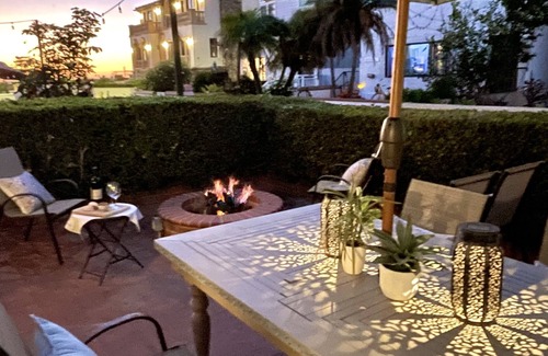 Hermosa Beach Cottage | Charming 2bd,2ba beach cottage steps from the sand