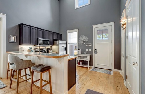 Laurel Grove House | Charming 2BR/2BA + Golf Cart, Wrap-Around Porch, Sandestin!