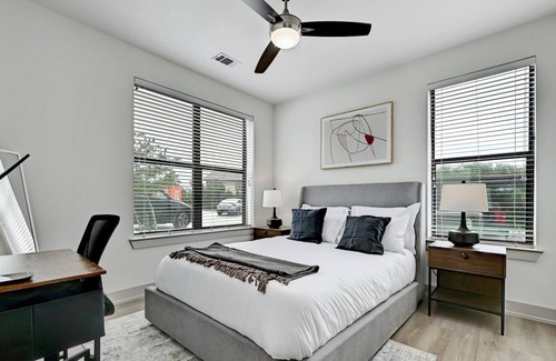 East Oak Hill Apartment | Charming 2BR Apt w/ Hill Country Setting & City Access