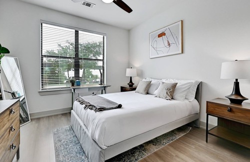 East Oak Hill Apartment | Charming 2BR Apt w/ Hill Country Setting & City Access