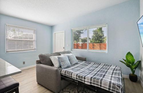 Delray Beach Apartment | Charming 2BR Central Location