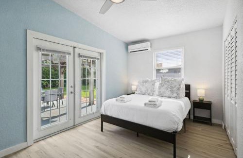 Delray Beach Apartment | Charming 2BR Central Location