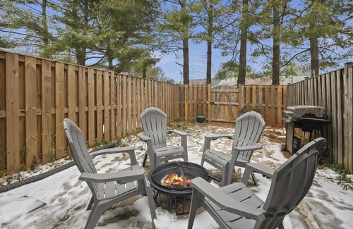 Countryside House | Charming 3 bdr Thome, Suburban Nhbrhd, Near DC