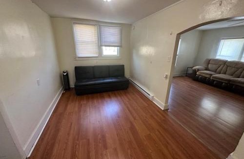 Goodlettsville House | Charming 3-Bed, 1,5 Bath Home - Entire Space Just for You!