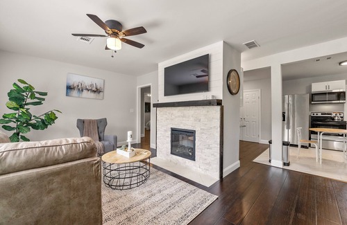Sylvan Hills House | Charming 3 Bed Bungalow Family Retreat: Sleeps 6