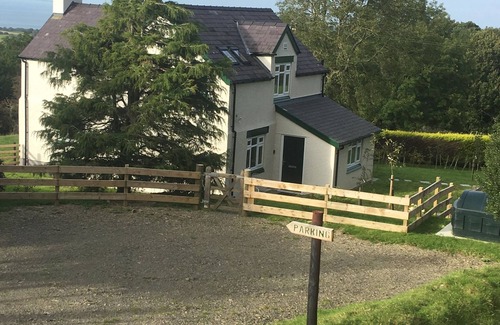 Abergele House | Charming 3-Bed House in Abergele, Wales, UK