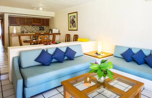 Puerto Vallarta Resort | Charming 3-bedroom villa with WiFi and AC in brilliant Puerto Vallarta.