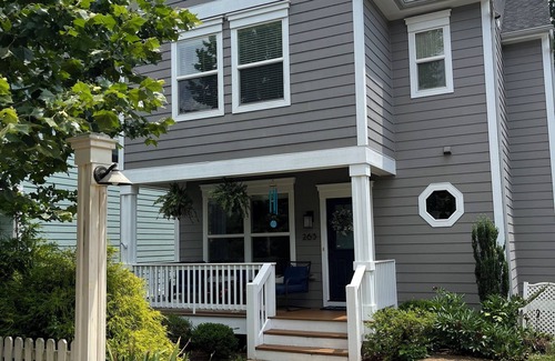 Charlottesville House | Charming 3-bedroom house in uspcale Charlottesville