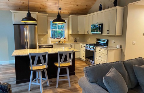 Moultonborough House | Charming 3-bedroom house in lovely Moultonborough with WiFi, AC